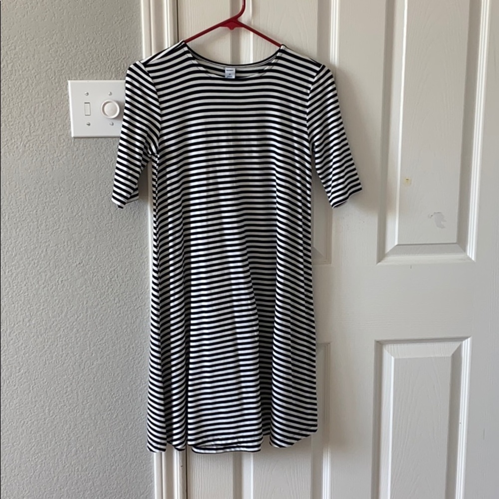 Old Navy Striped MIDI Dress - Size XS